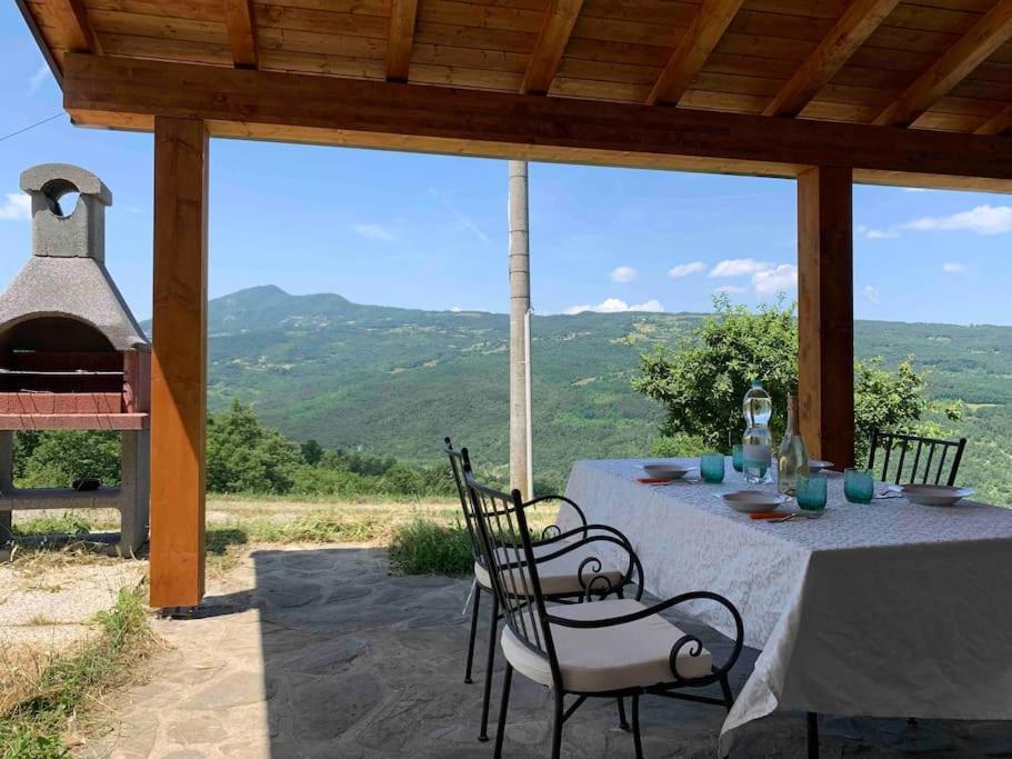 La Casa Sulla Collina Villa Varsi Exteriör bild
