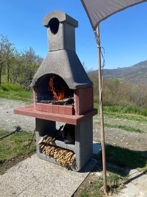 La Casa Sulla Collina Villa Varsi Exteriör bild